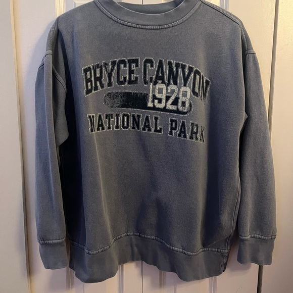 Vintage Crewneck - Picture 1 of 2